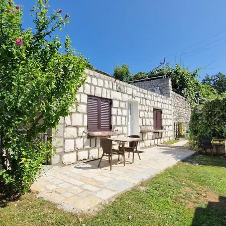 Guest house R&b