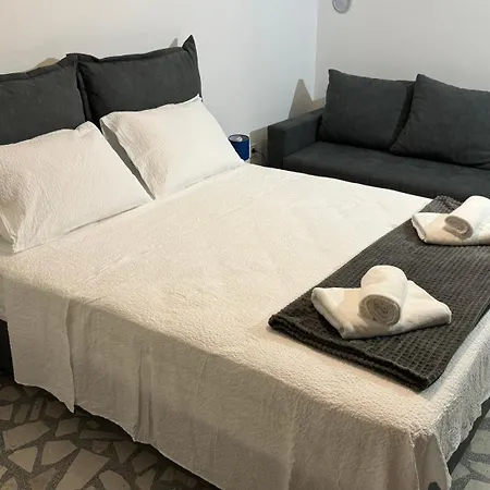 Guest house R&b